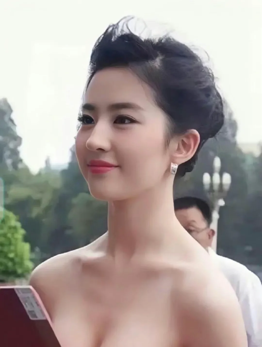 茜茜美图➕10086