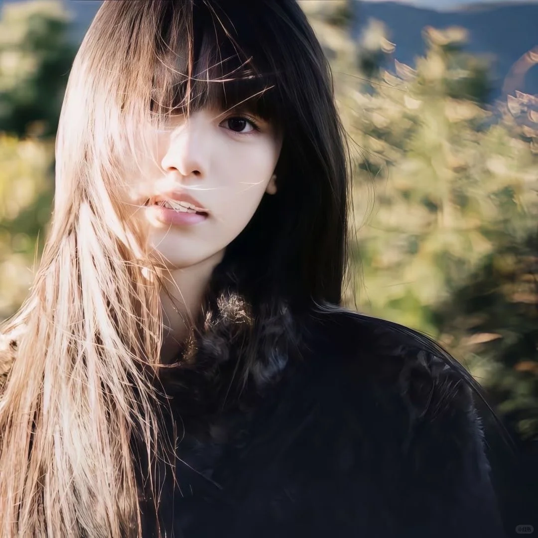 𝙒𝙚𝘾𝙝𝙖𝙩女生头像🥨