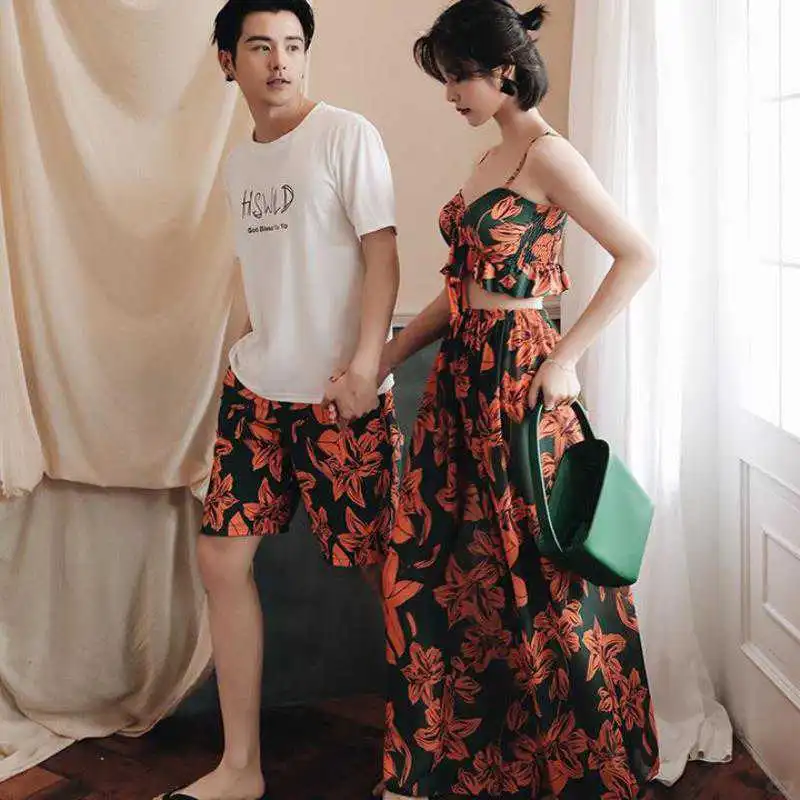 ⚡️♀⚡️穿情侣泳衣出街被夸爆！