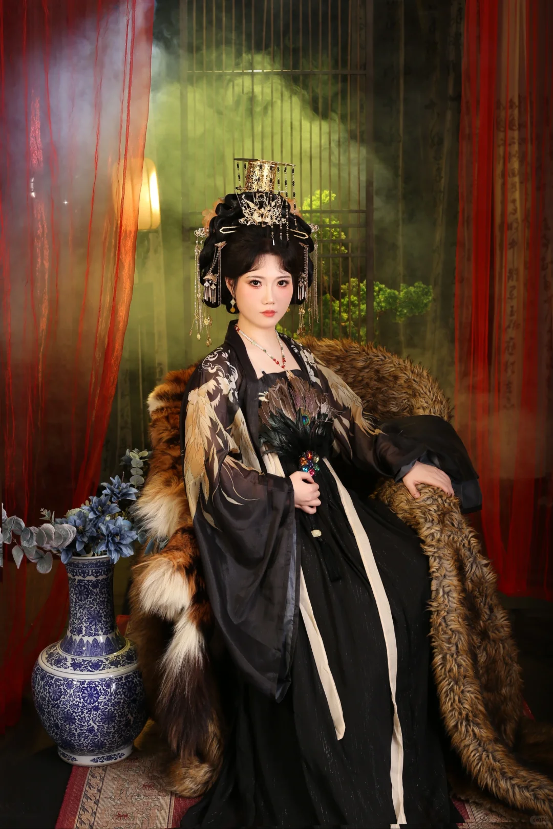 女帝汉服古装写真