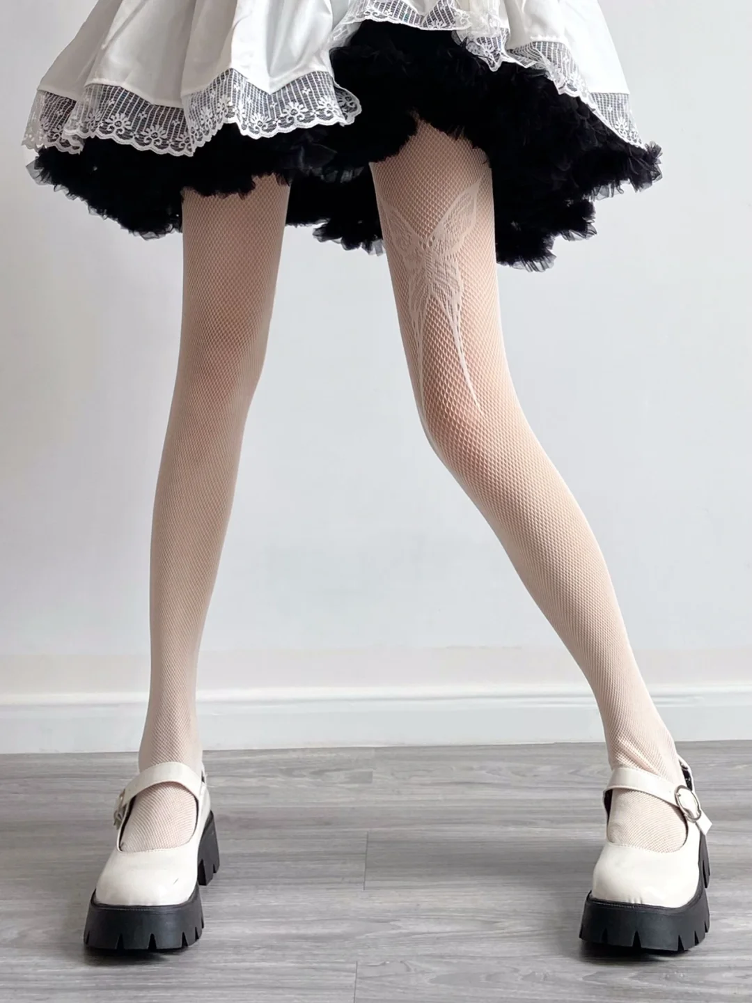 这袜子……它一下就戳中了我的心巴……