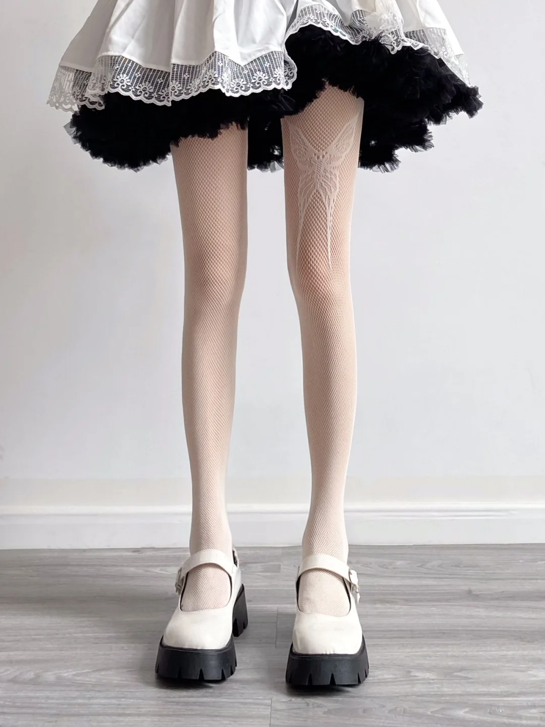 这袜子……它一下就戳中了我的心巴……