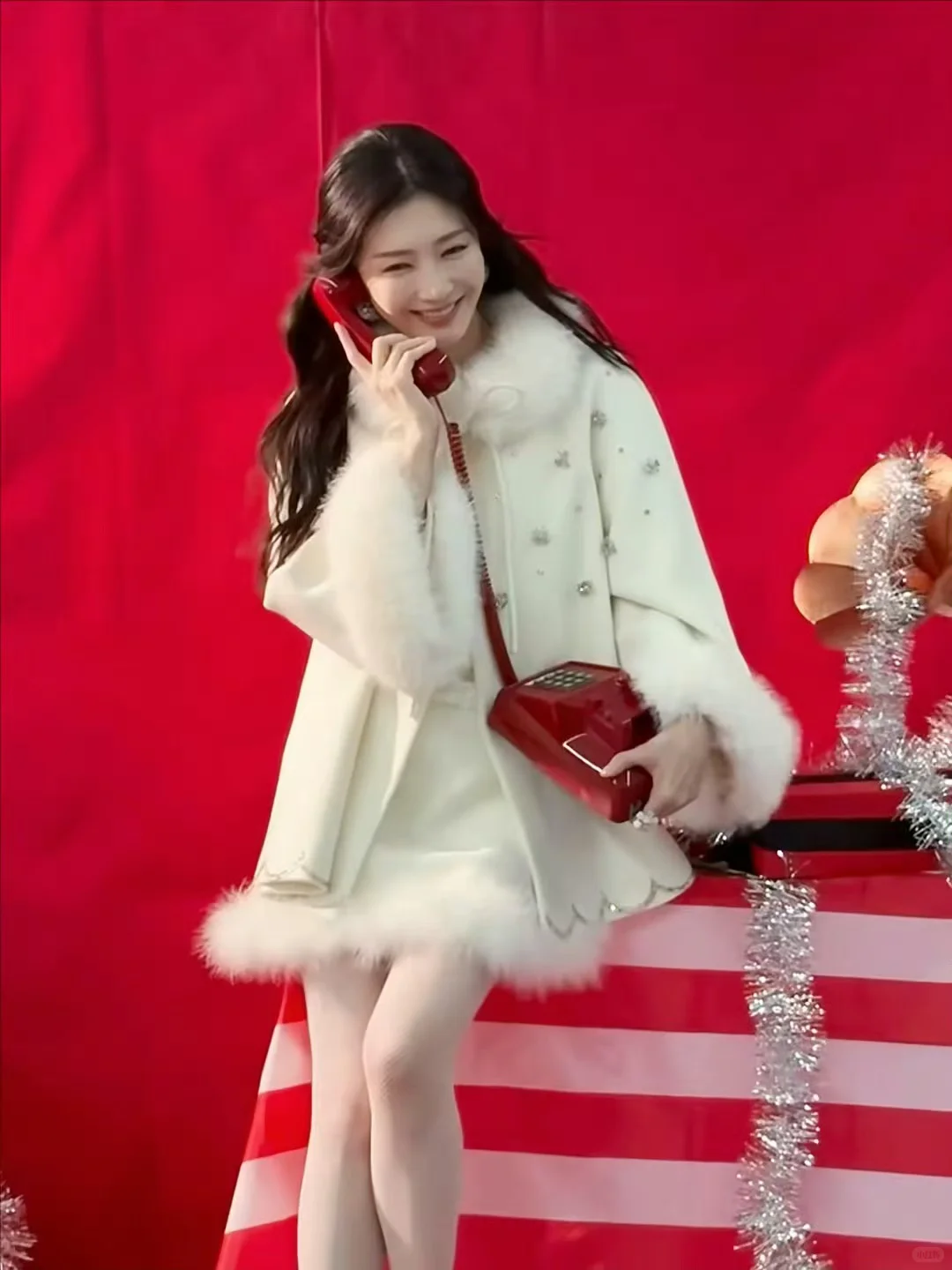 江疏影白丝，白到发光