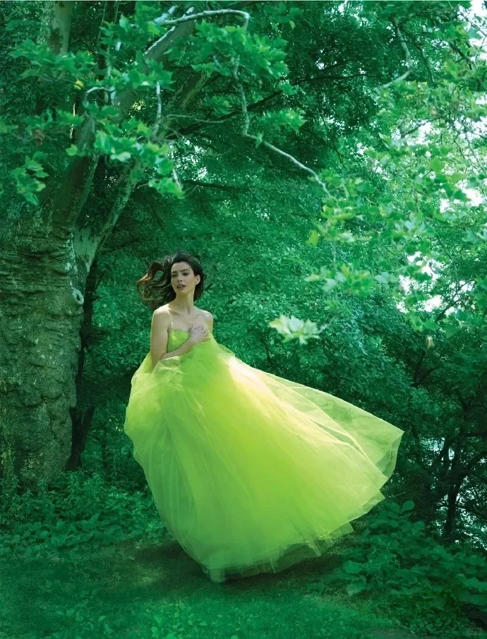 安妮海瑟薇的盛世容颜，完美女神