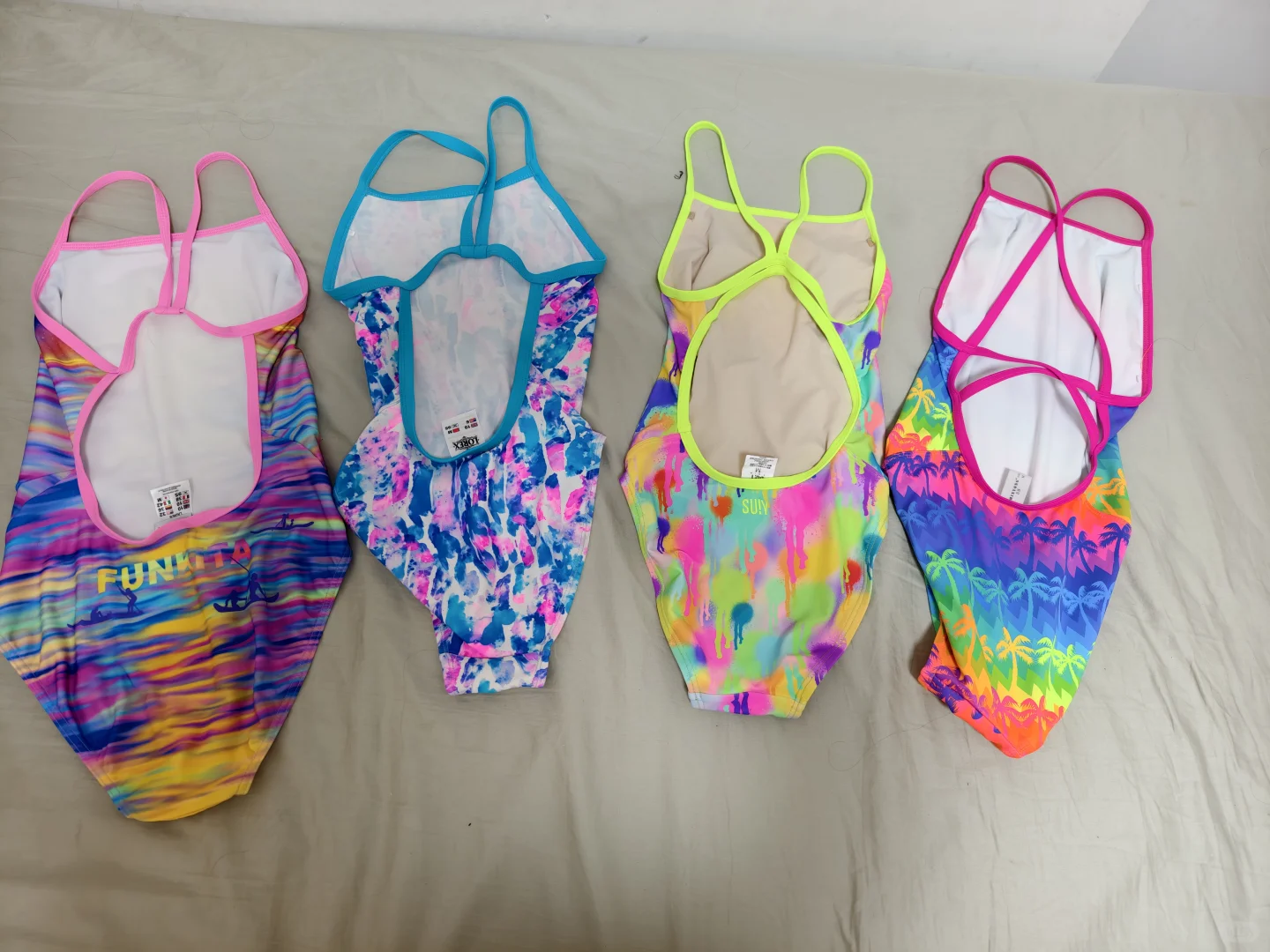 竞速泳衣盘点：四个月，我从3XL游到M