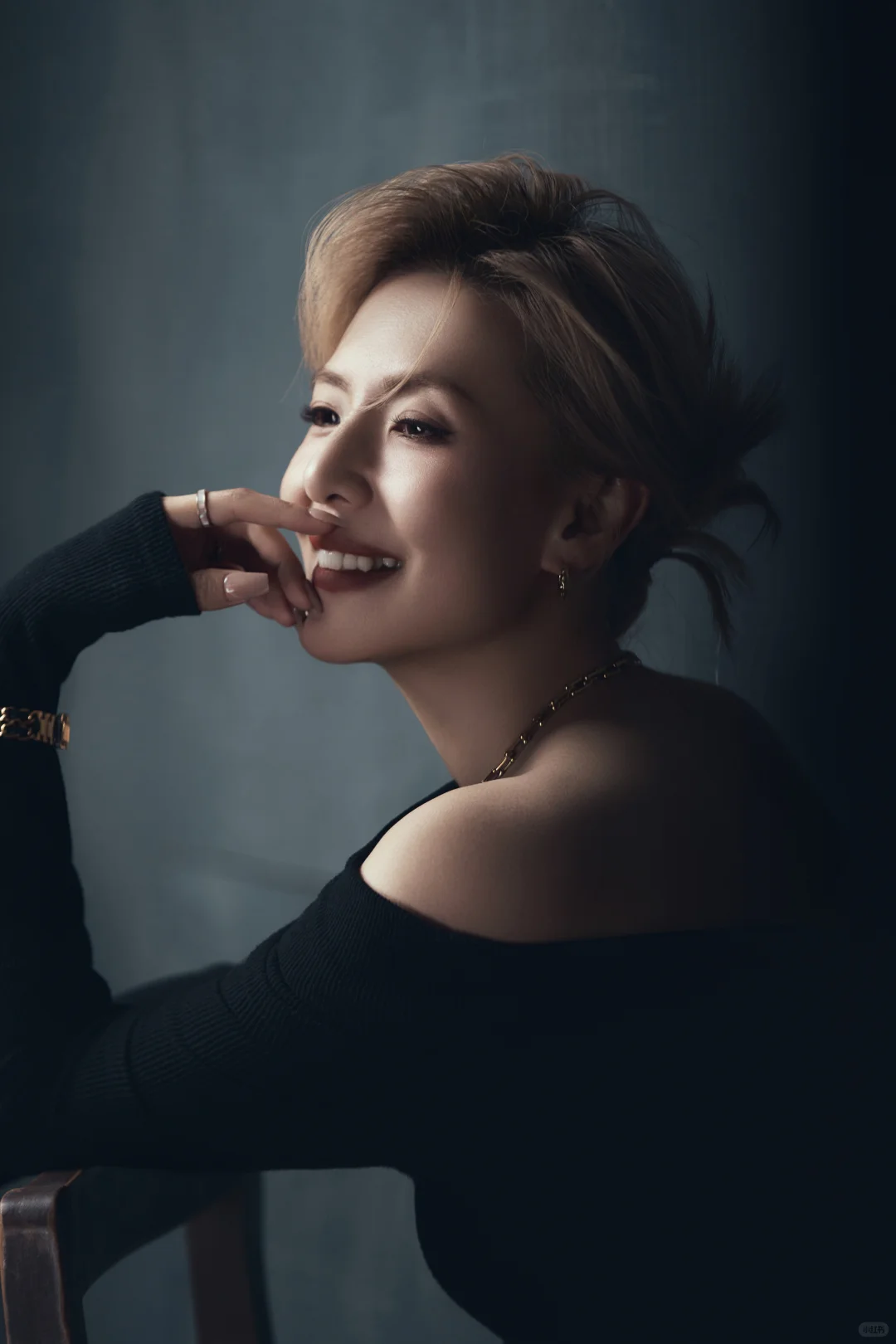 中老年模特工作照