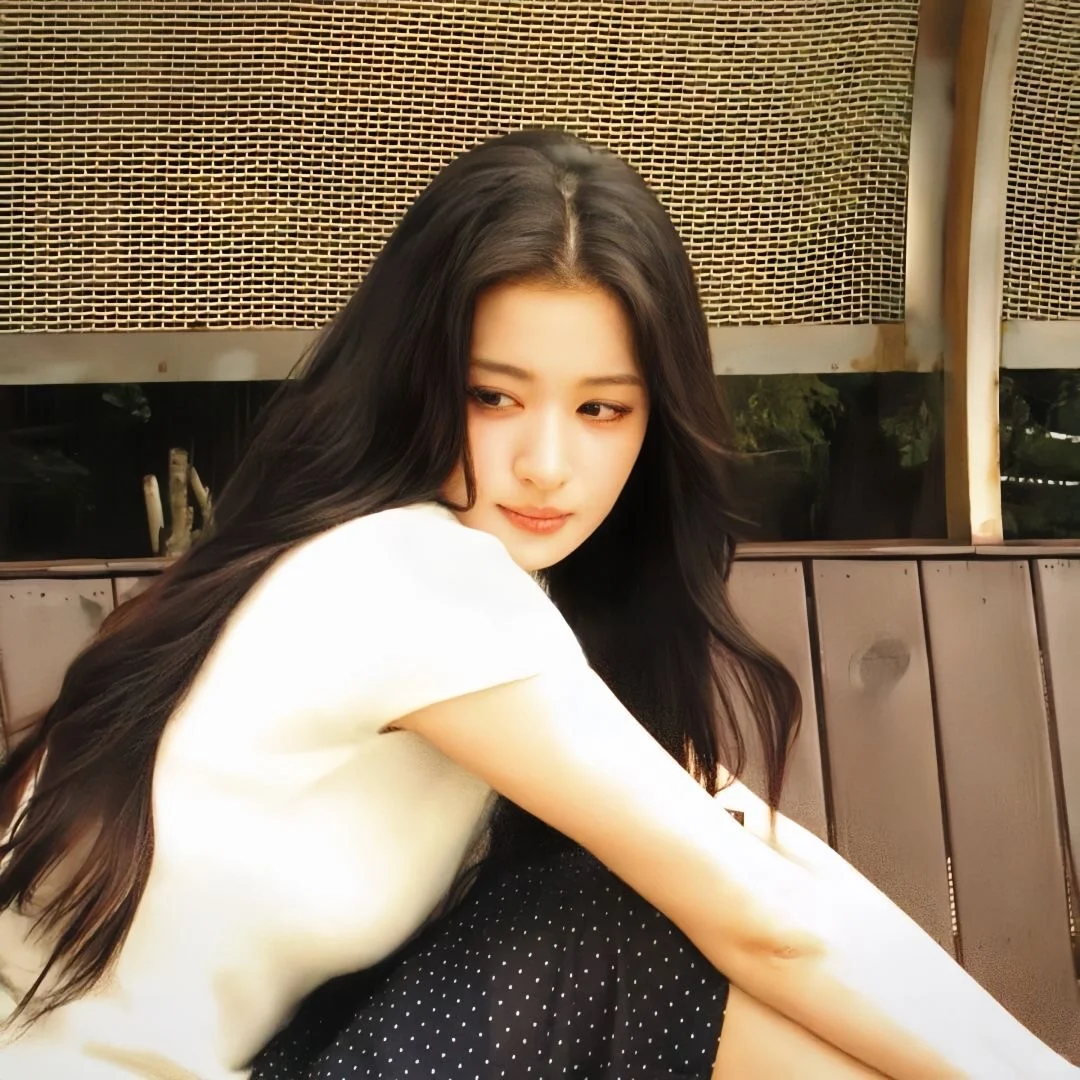 𝙒𝙚𝘾𝙝𝙖𝙩女生头像🥨