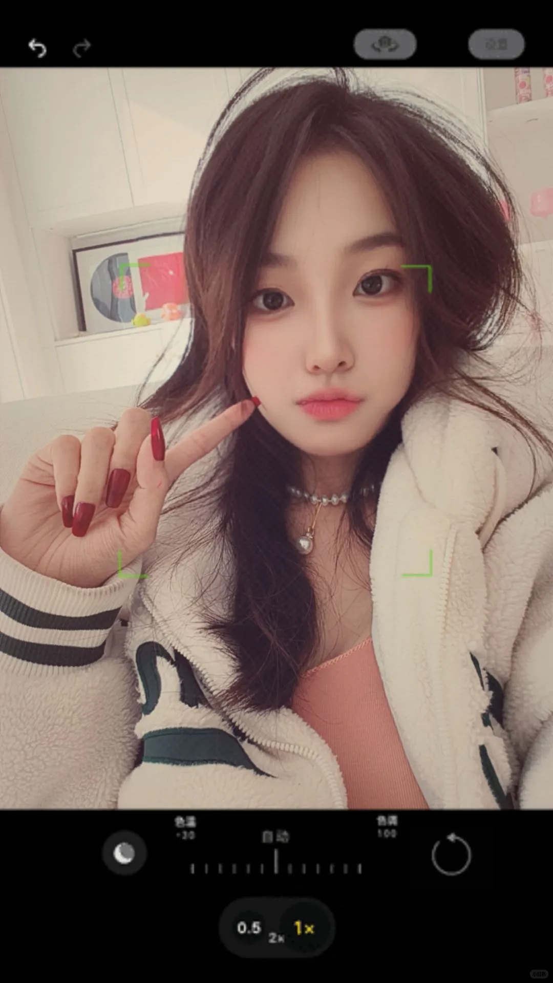 不要一直给别的女人发消息，我也识字，