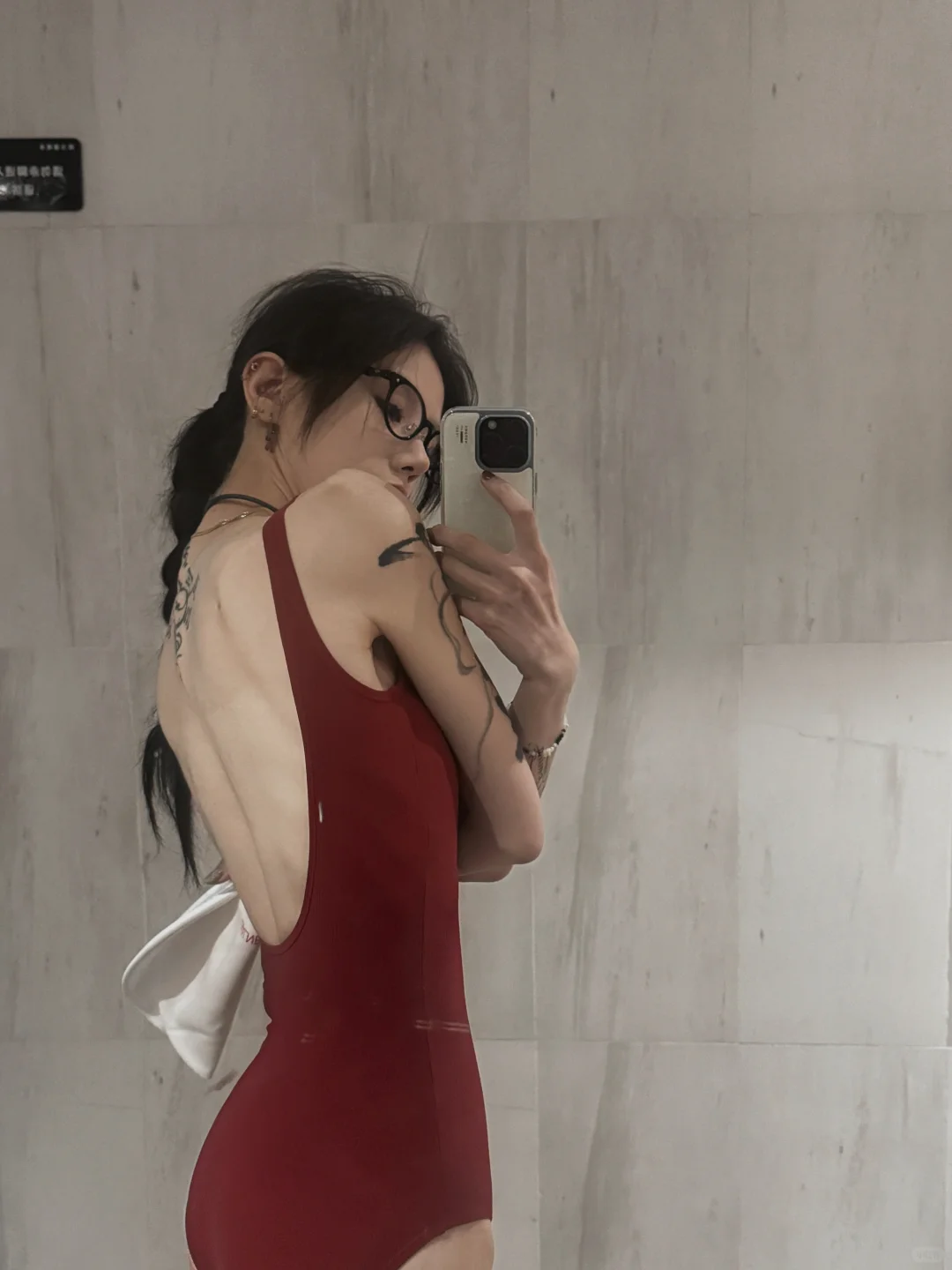 恰到好处的安哥拉红 🔴