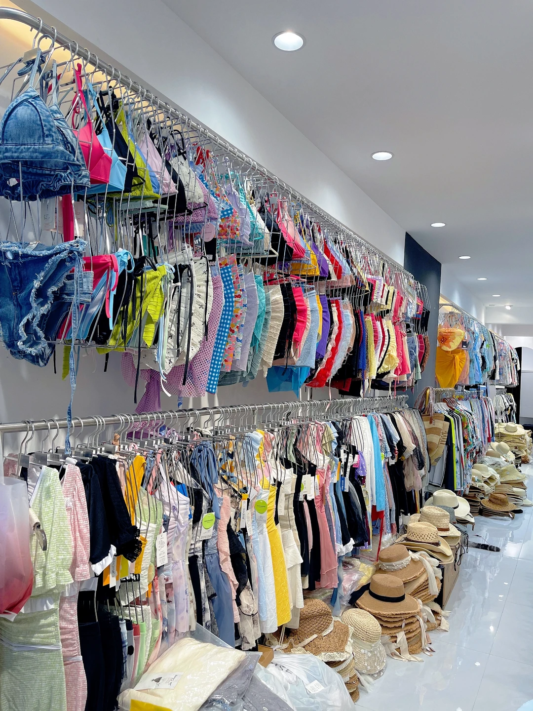 姐妹来三亚泳装批发仓库，一定要做好攻略❗