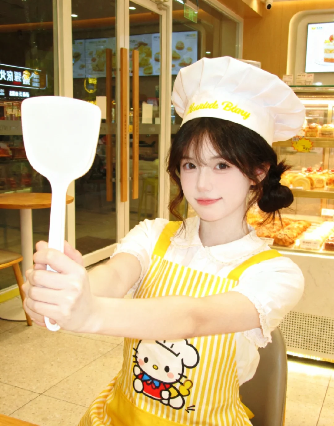 误入甜甜面包店里做甜妹啦🍪