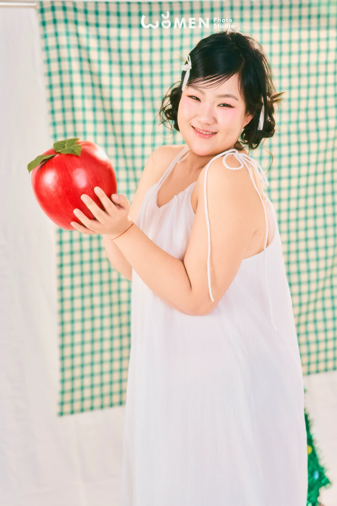 大码模特拍圣诞主题写真照的一天🎄