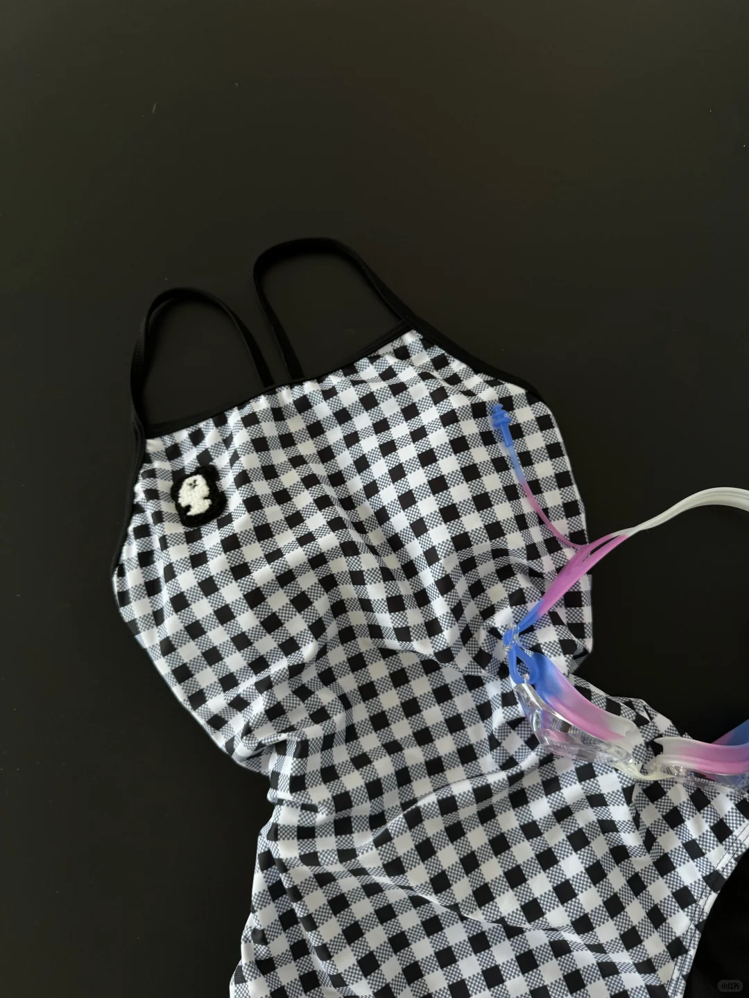 泳衣上新🩱黑白格子真的好显白啊！