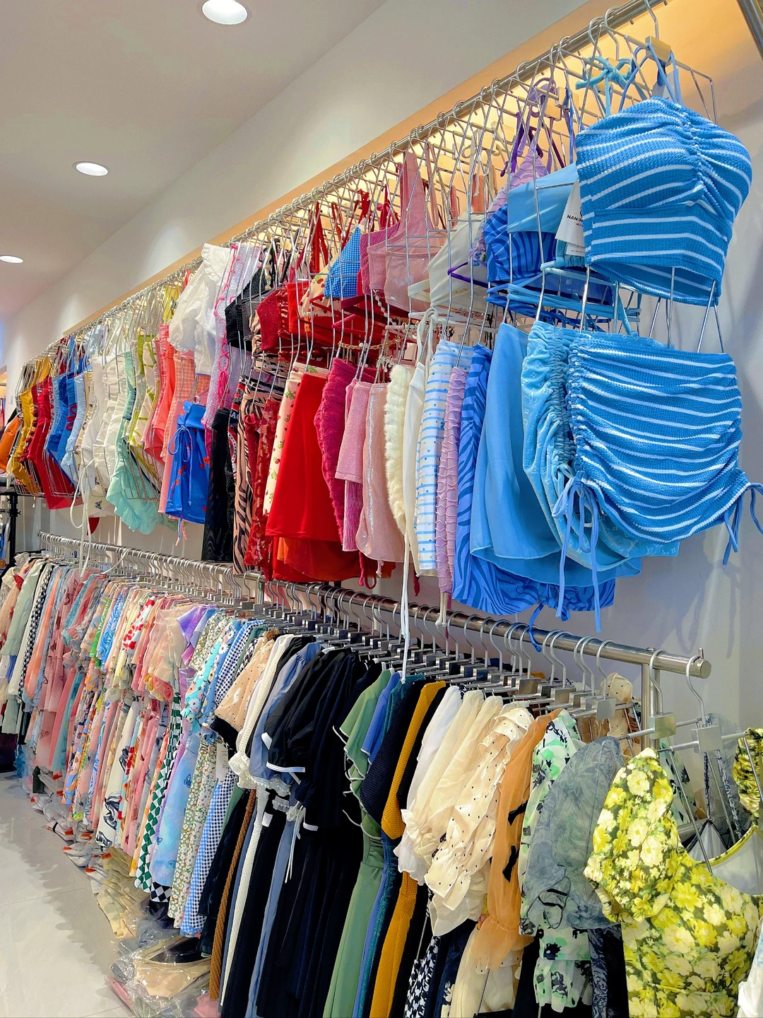 姐妹来三亚泳装批发仓库，一定要做好攻略❗