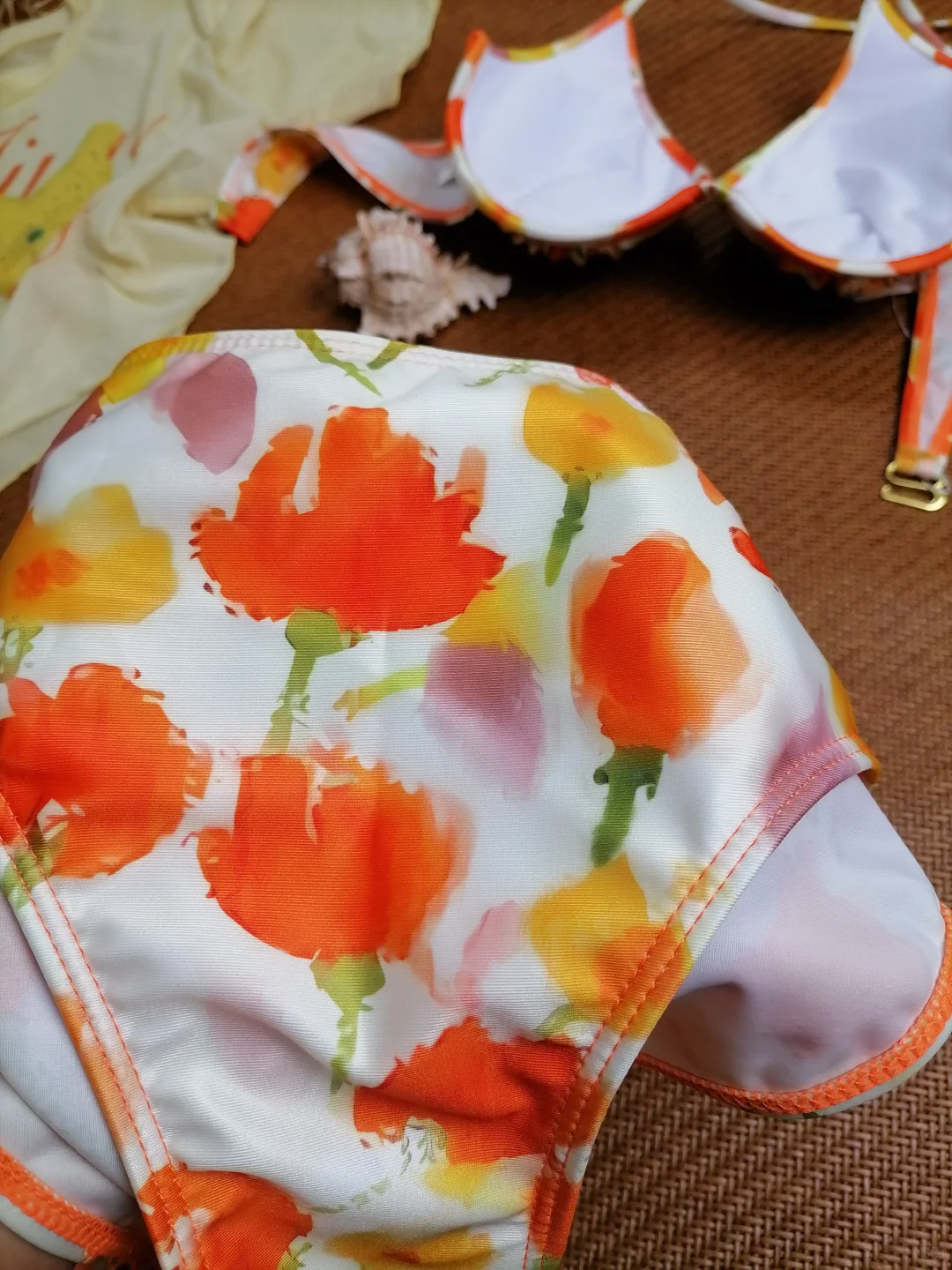 天呐！泡温泉穿这套泳衣被夸到不好意思😝