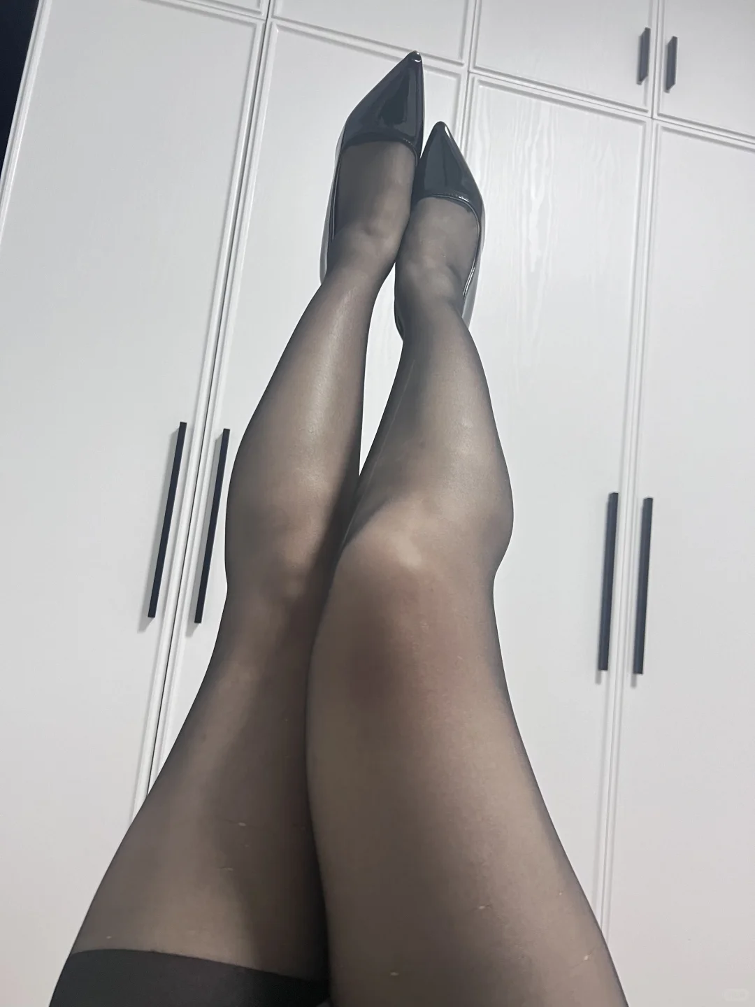 丝袜➕高跟鞋、太好看了吧