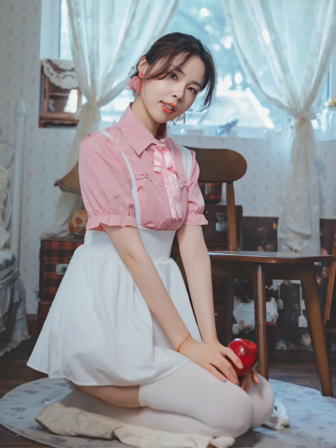 室内人像|可爱的白丝女仆装！