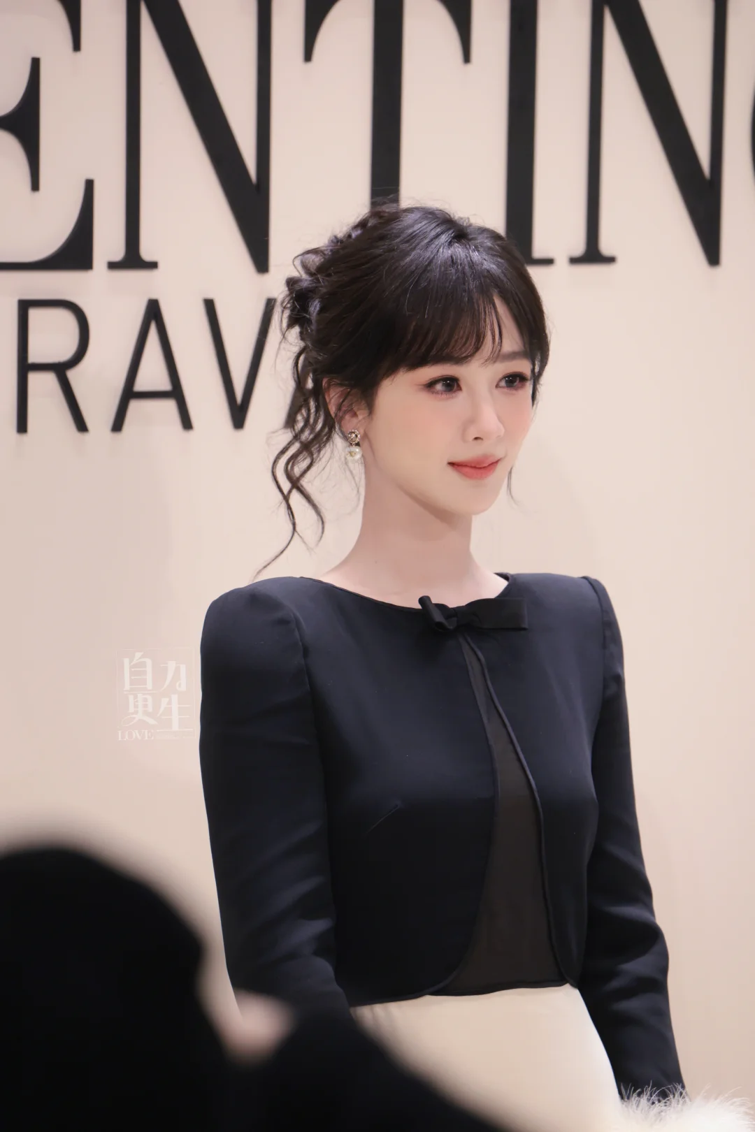 华伦天奴代言人杨紫是公主👸🏻