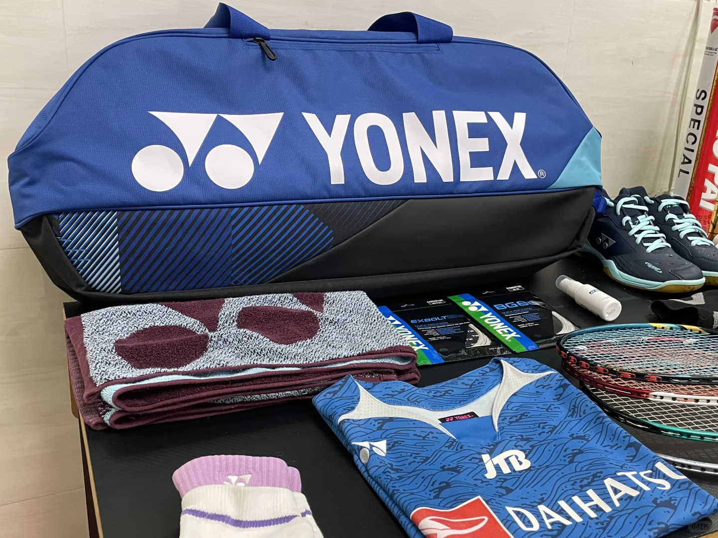 白丝黑丝不如尤尼克丝！！！