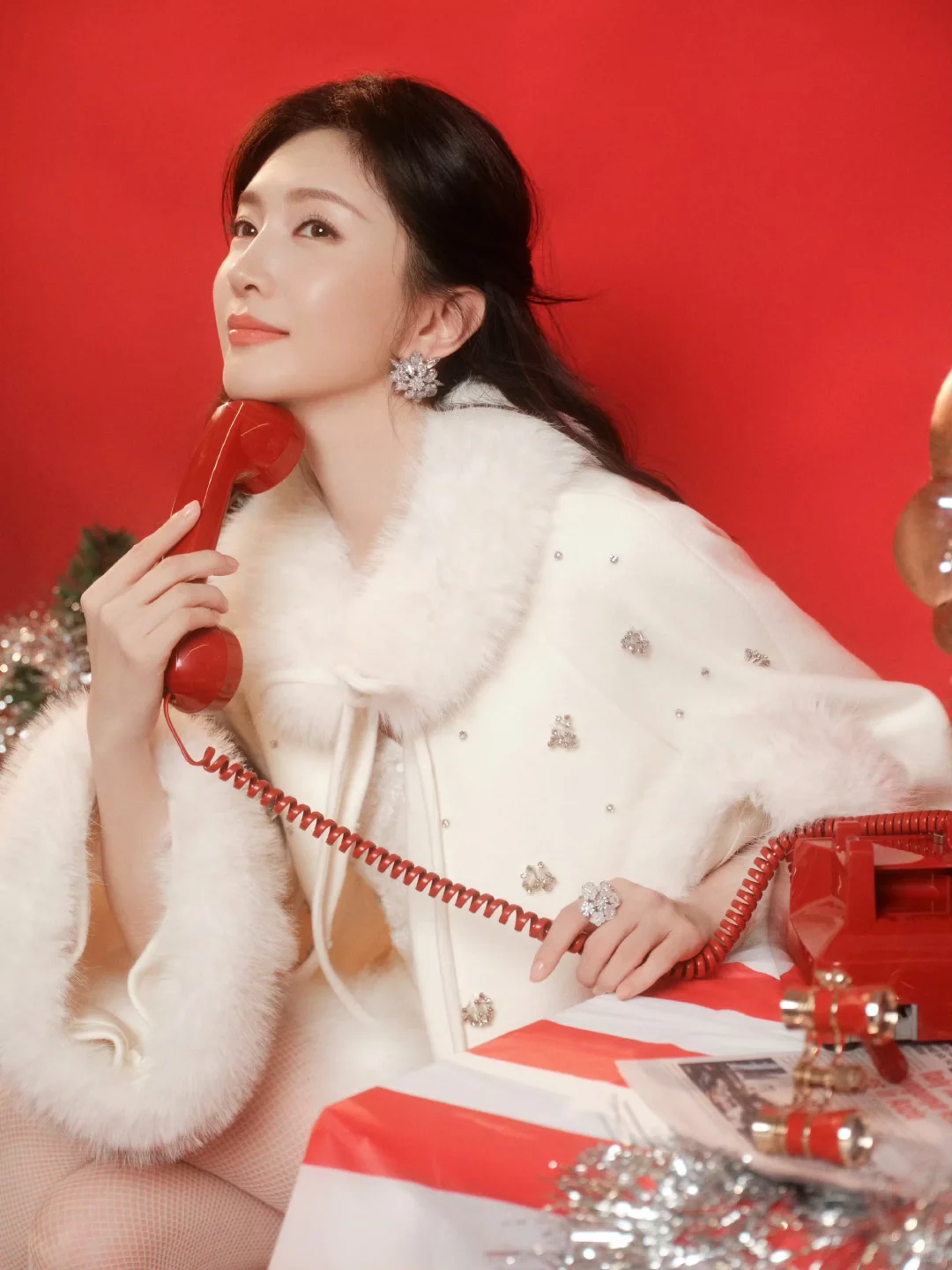 江疏影白丝，白到发光