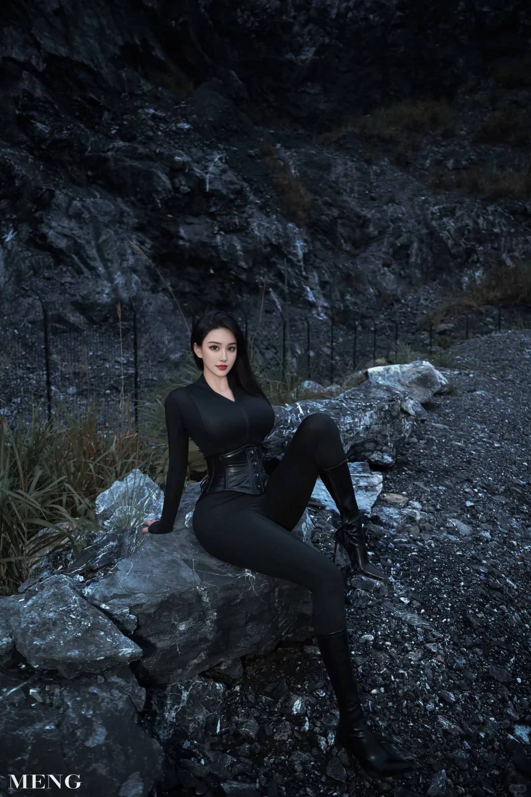 暗夜矿脉 · 烈焰锋芒