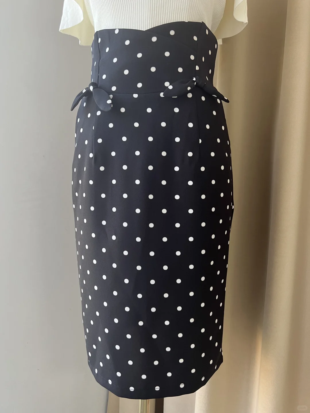 许妍同款波点半裙~~黑白经典色