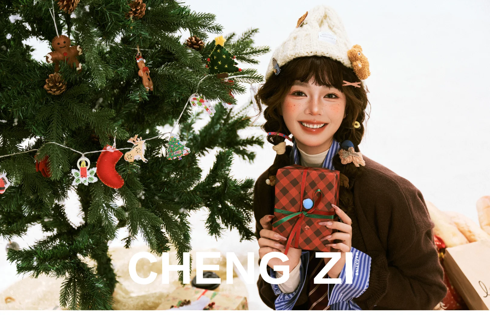 ❅ 提前过圣诞喽 🎄 00后的韩杂质感写真