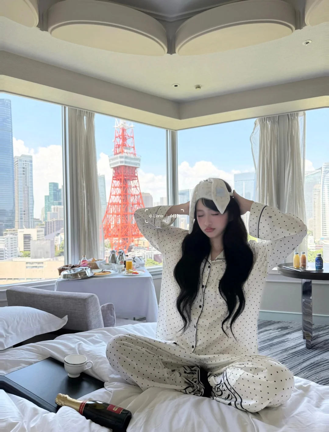 就这个维秘睡衣美🎀直接化身卧室里的咸鱼