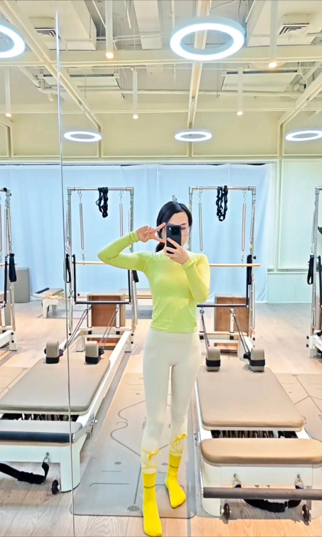 救命！白色瑜伽裤真的戳中我！