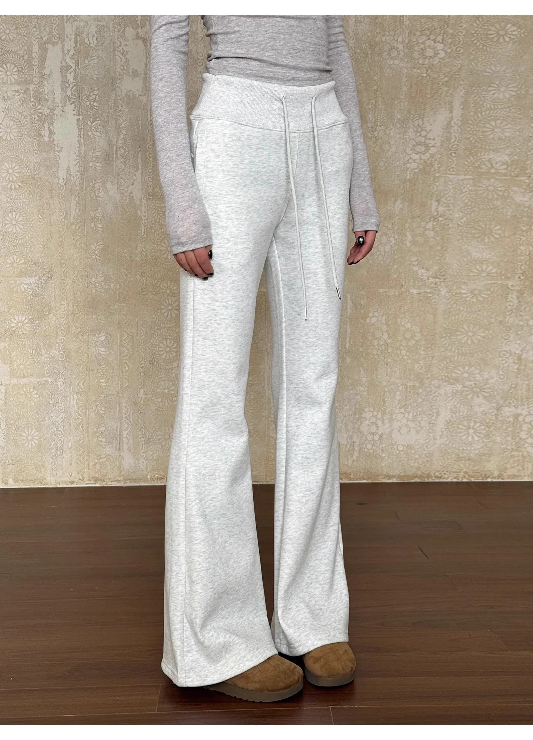 Athflow新物种！这条微喇瑜伽裤居然能加绒