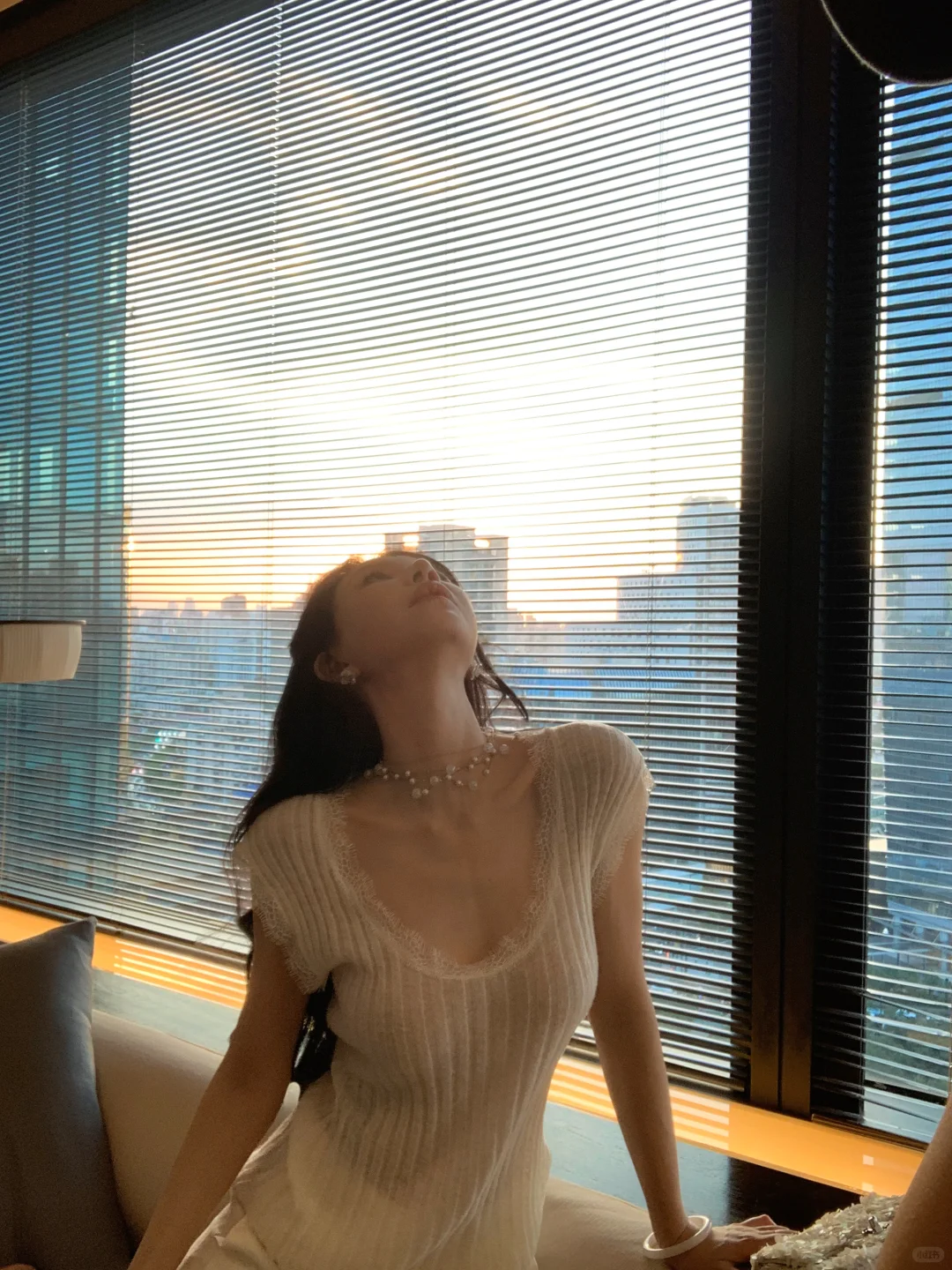 初秋，又老钱又纯欲的一套