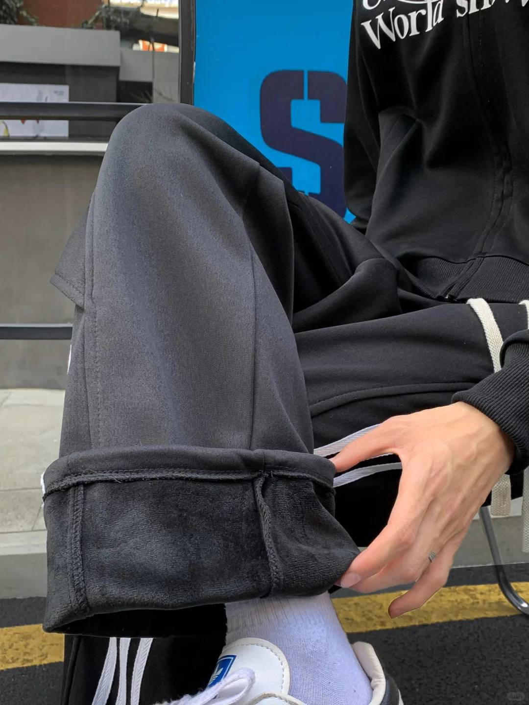 找自己！冬季潮牌情侣加绒休闲裤宽松男女士