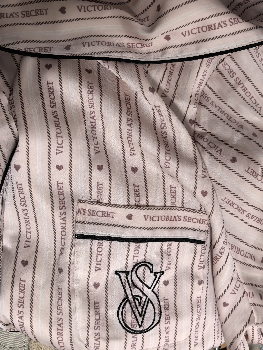 维密睡衣 月光绸vs水光绸vs天丝