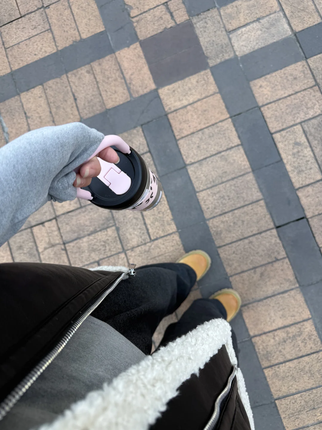 这条休闲裤我能穿一整个秋冬！