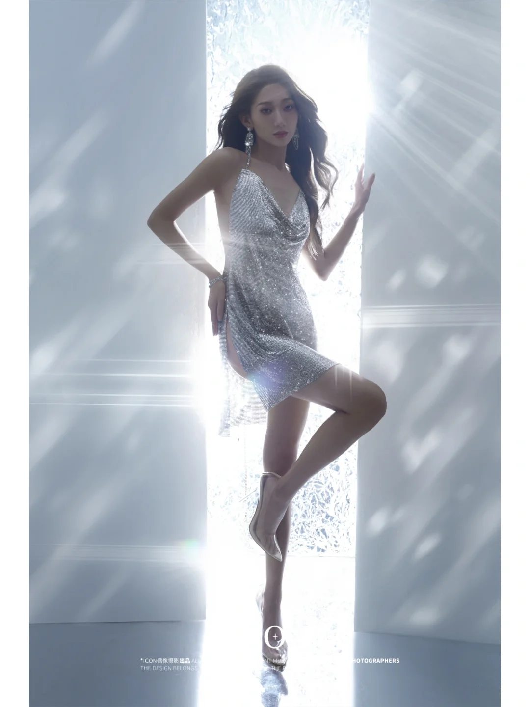 客片分享｜气质女神轻私房写真