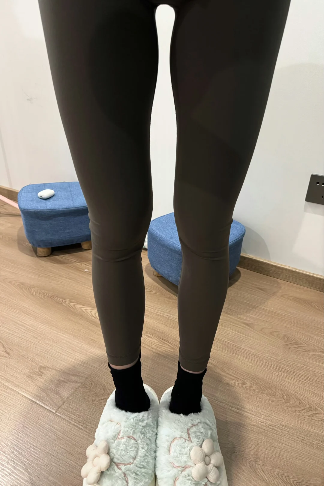 被问爆的丝袜，软到像没穿一样～