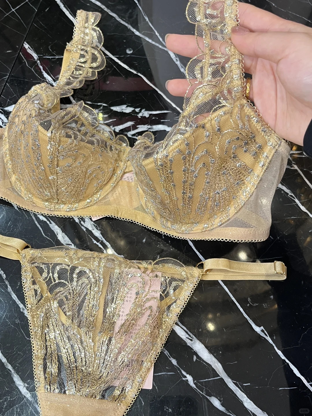 维秘香槟金 氛围感的神‼️