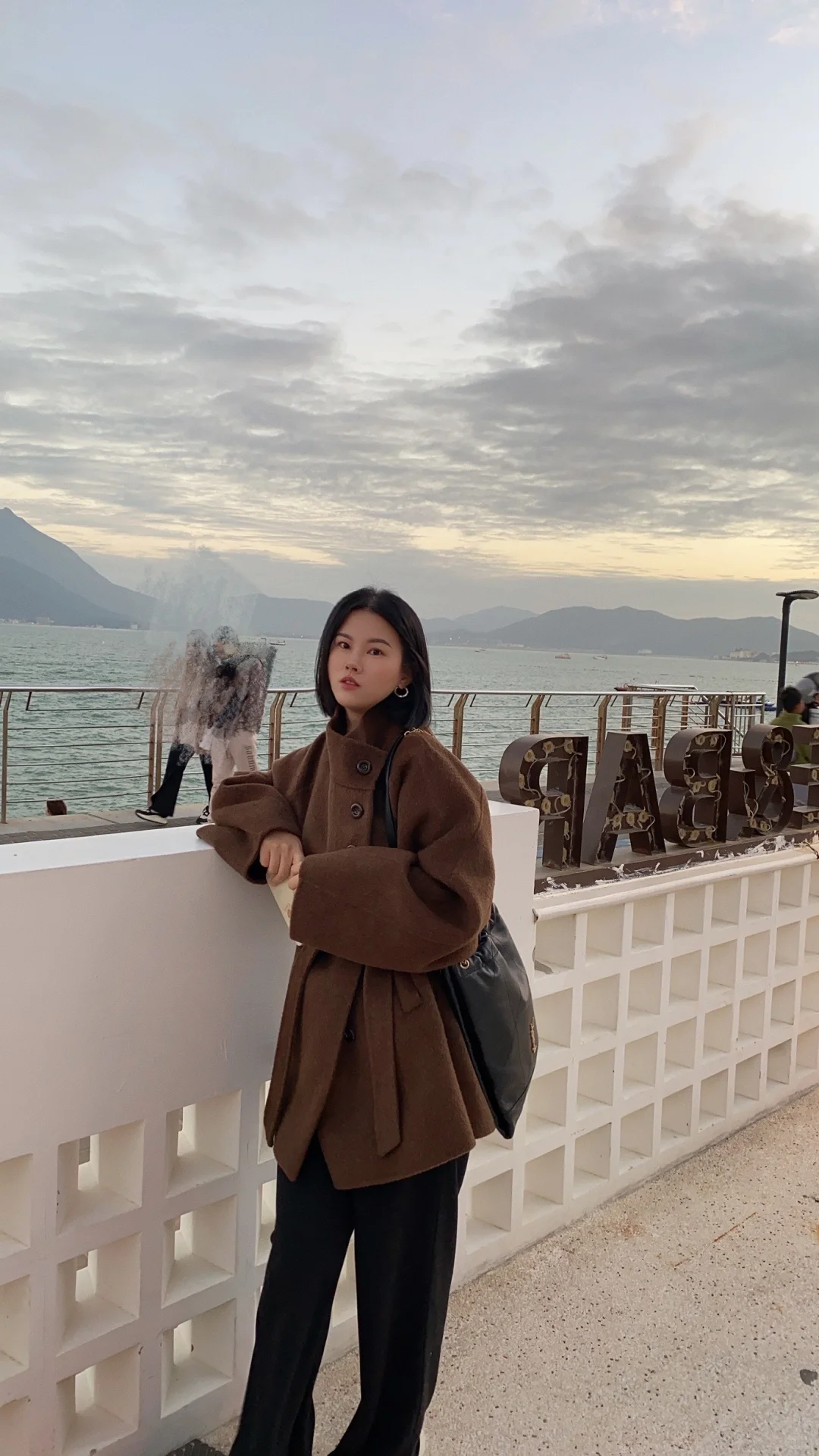 短发海边记录📝琥珀棕色，秋冬的颜色🍂