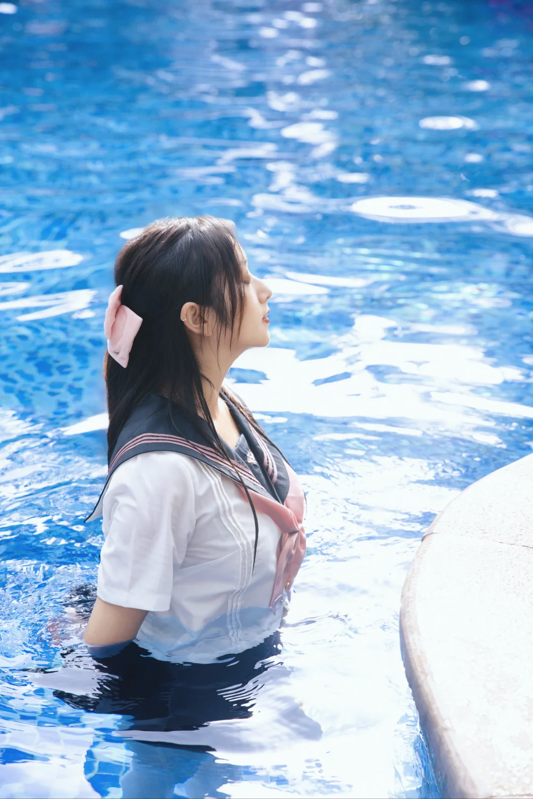 小众泳池jk拍照📷