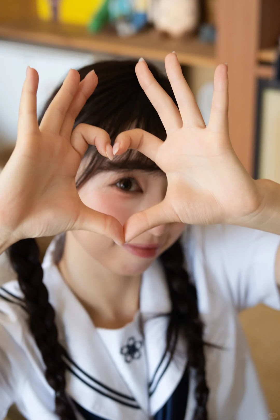 元气JK少女的民宿写真记录