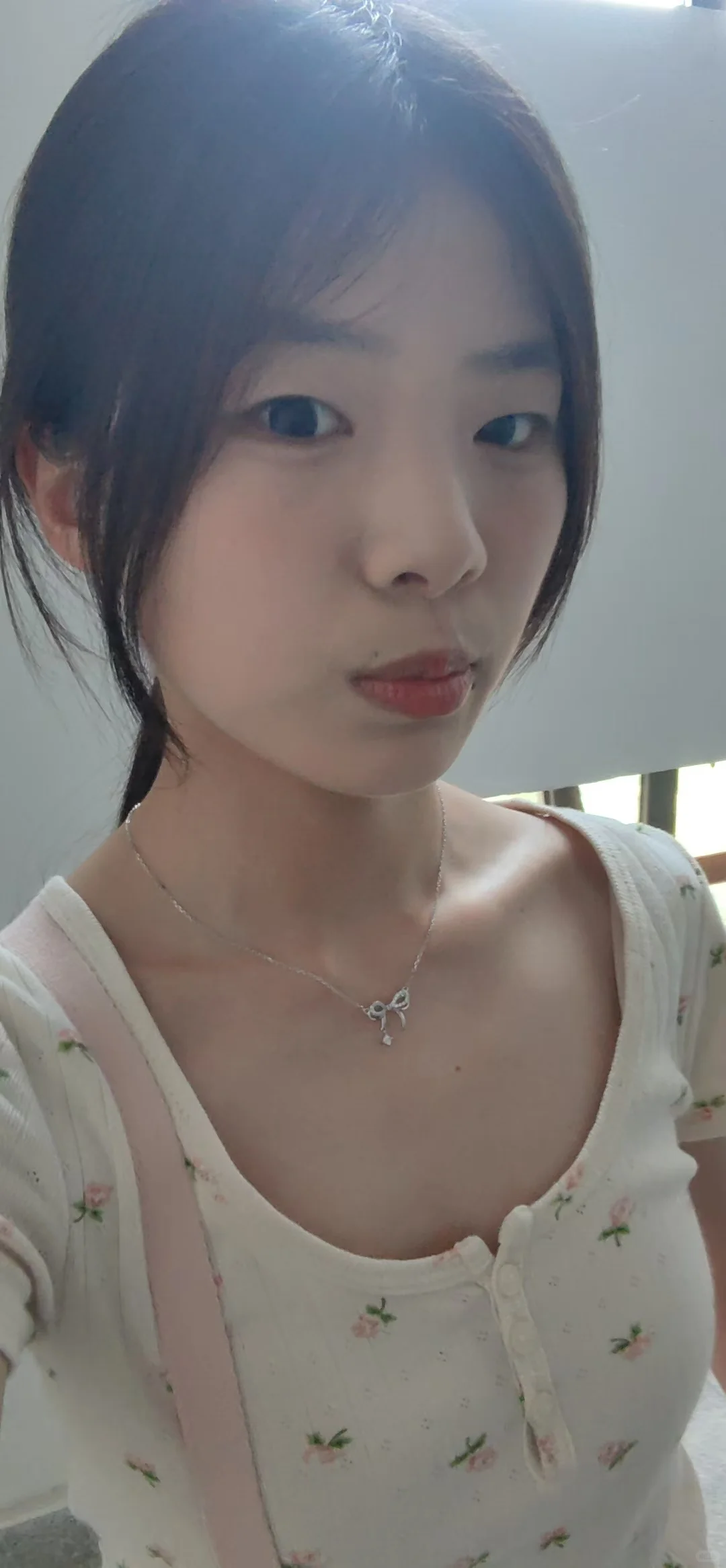 是戴眼镜还是不戴眼镜好点