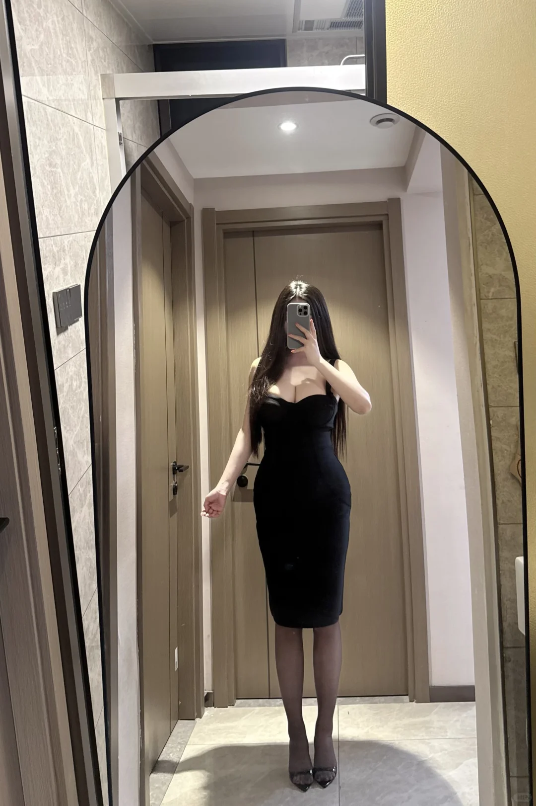 Live图包臀裙真的超显身材～