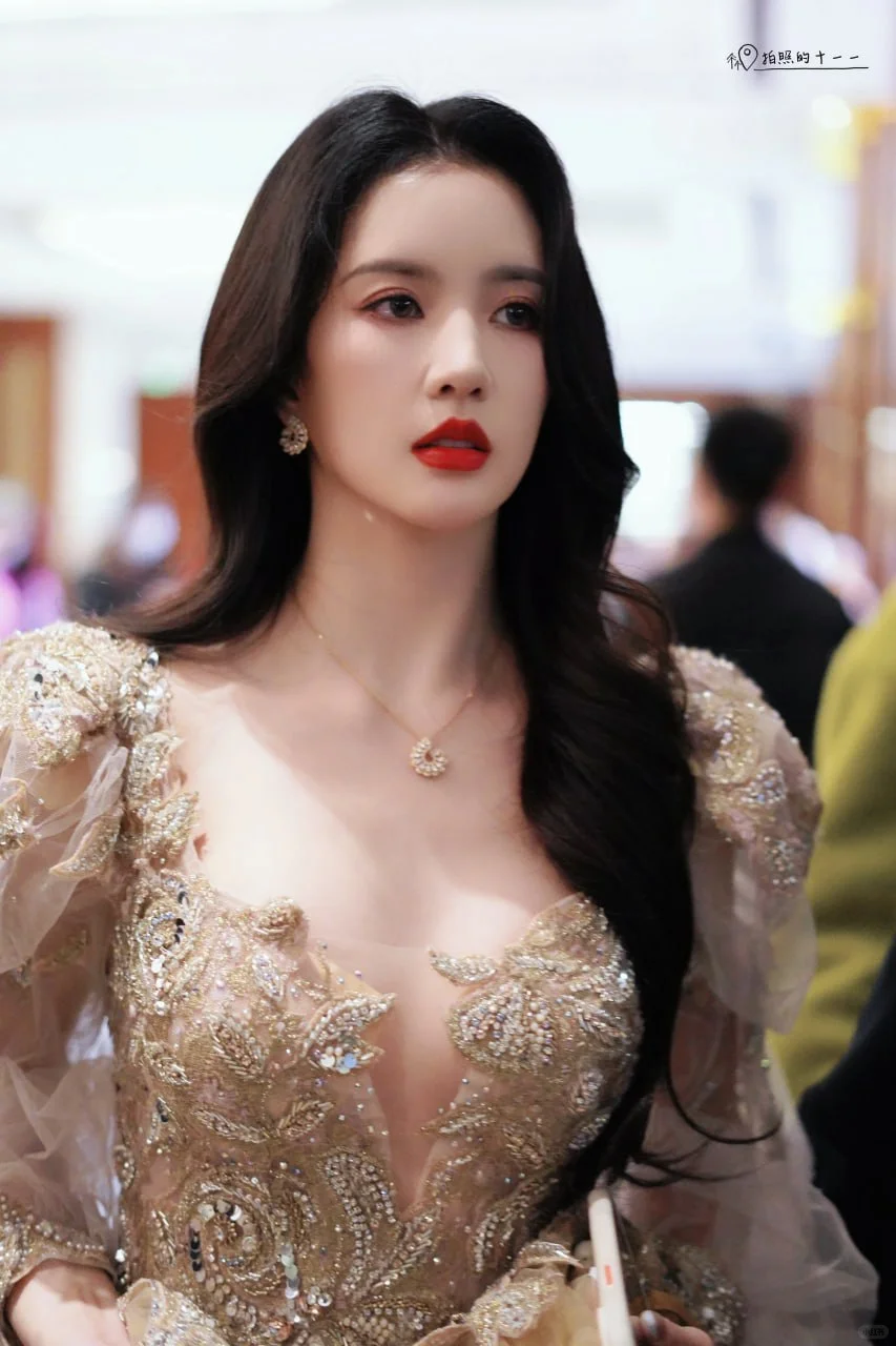 这是仙女吧，真的太美了✨✨✨