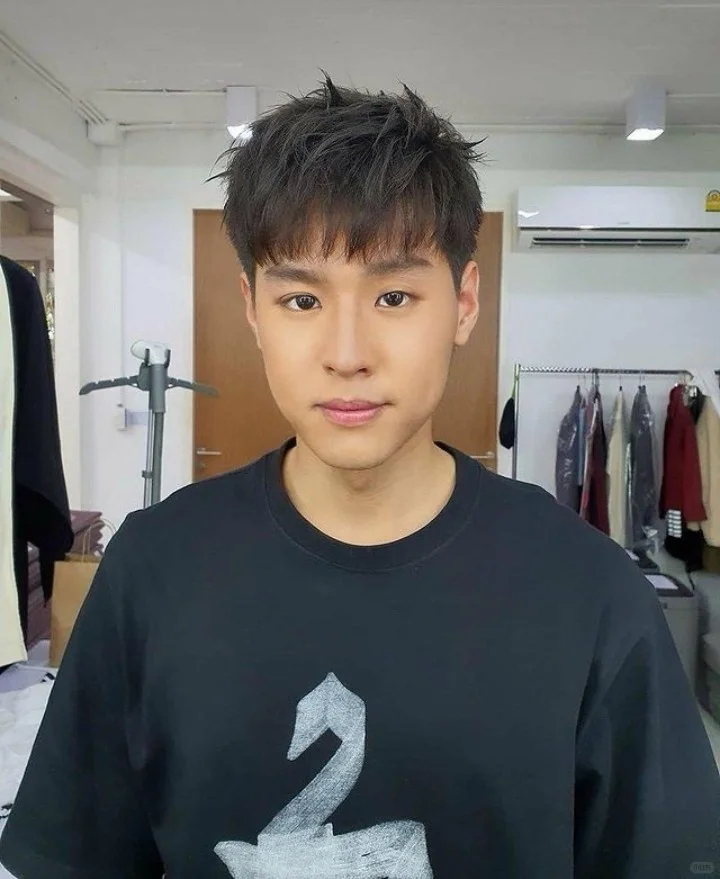 总感觉哪里很娇媚