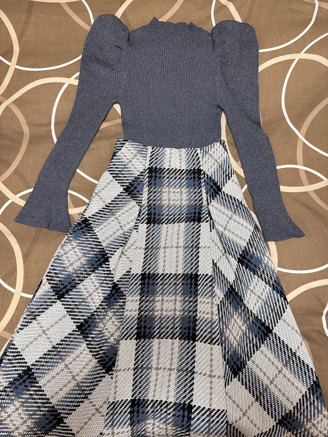 一些没来得及分享的秋冬穿搭🖤