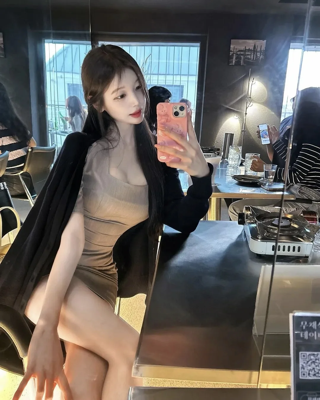 又甜又辣！完美身材曲线！