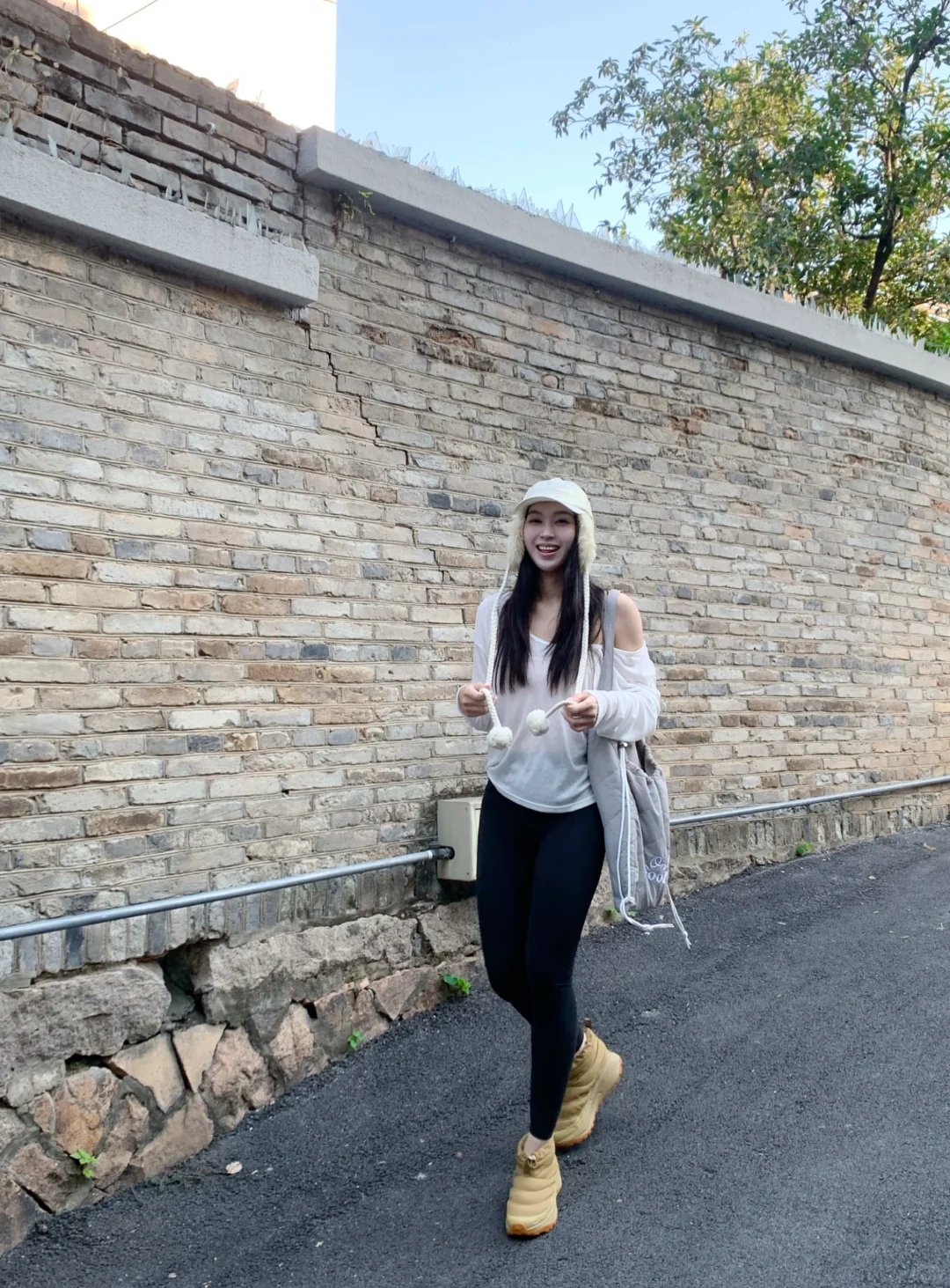 挑战只穿瑜伽服出门Day 83｜能量满满的一天