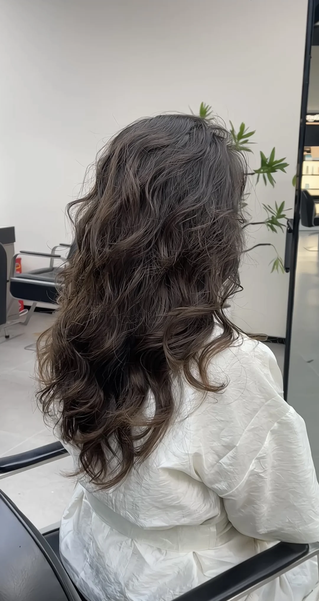 烫出你的曲线，烫出你的美丽