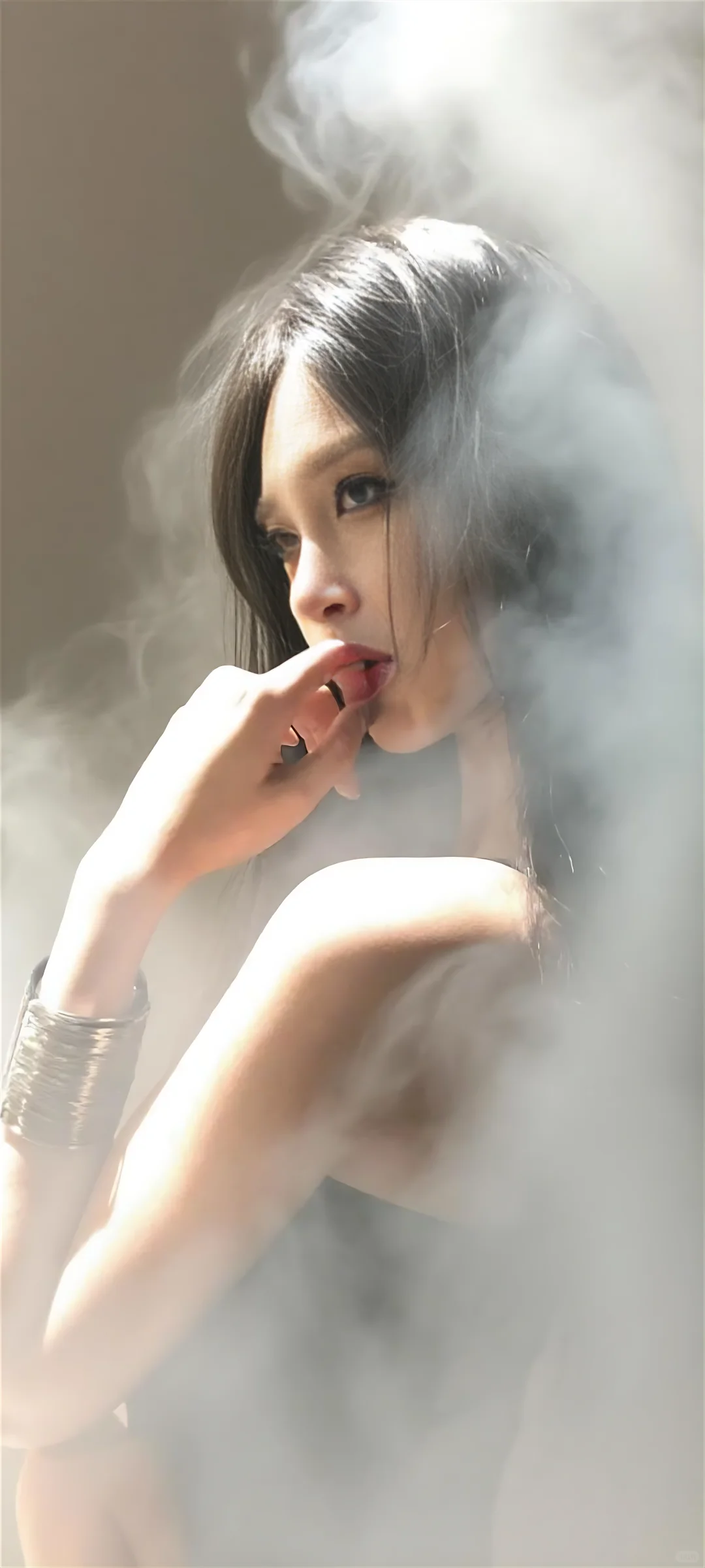 2025 壁纸天花板！ 辣妹款美到窒息📸