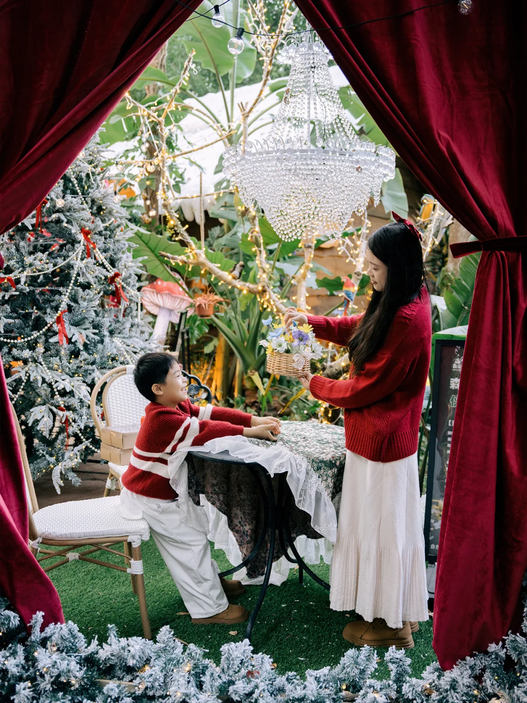 在东莞！这个森林营地氛围感拉满🎄